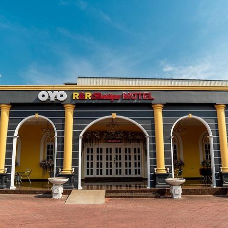 Oyo 1228 R & R Motel Johor Bahru Eksteriør bilde