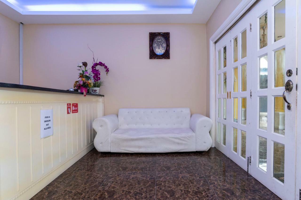 Oyo 1228 R & R Motel Johor Bahru Eksteriør bilde