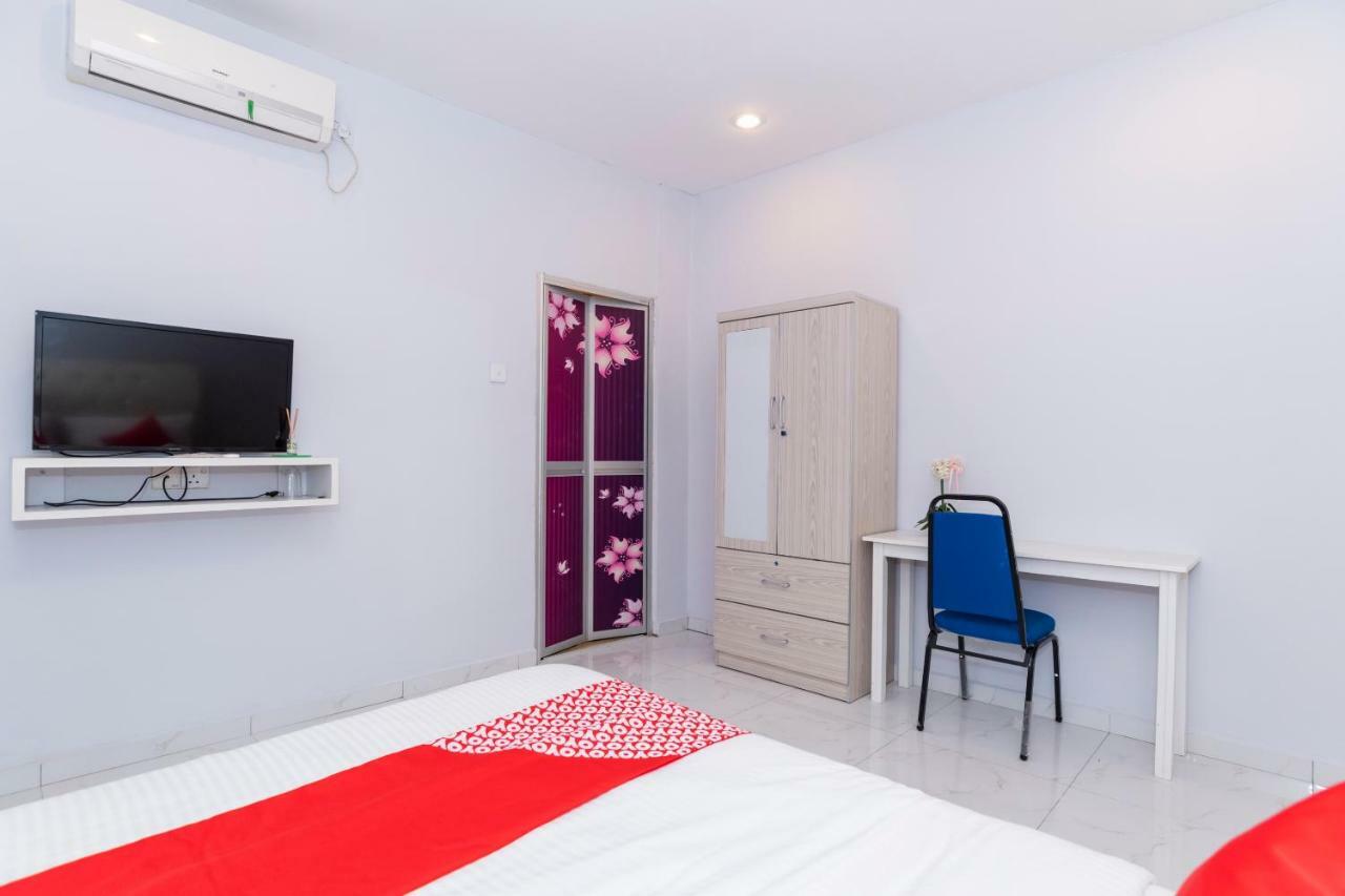 Oyo 1228 R & R Motel Johor Bahru Eksteriør bilde
