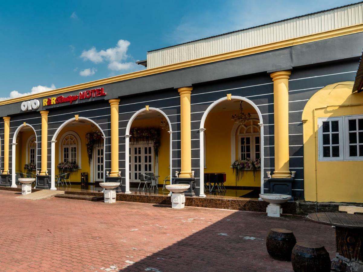 Oyo 1228 R & R Motel Johor Bahru Eksteriør bilde